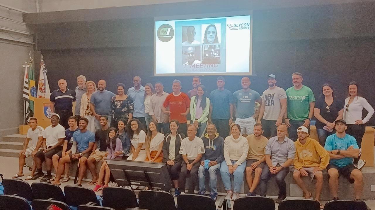 1º Meeting do projeto com atletas e equipe